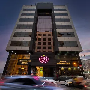 Lotus Grand 4*, Dubái Emiratos Árabes Unidos