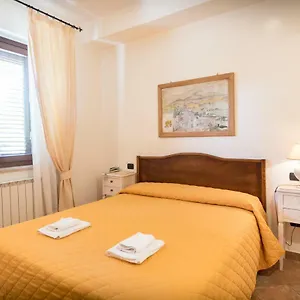 Al Pian D'assisi Italia