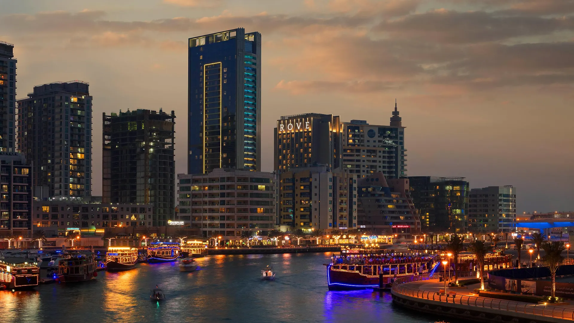 Hotel Rove Dubai Marina